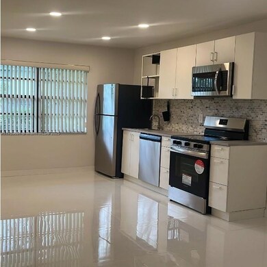 2307 Taylor St unit 205, Hollywood, FL 33020 - photo 3
