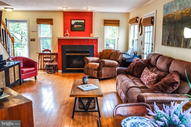 8043 Lantern Ct unit 128, Manassas, VA 20109 - photo 3