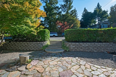3911 88th Ave SE, Mercer Island, WA 98040 - photo 2
