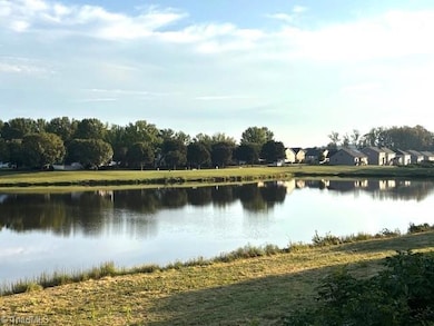 156 Pinewood Ln unit 101, Advance, NC 27006 - photo 2