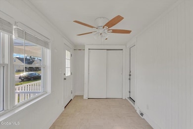 1206 Trinity Ave, Schenectady, NY 12306 - photo 5