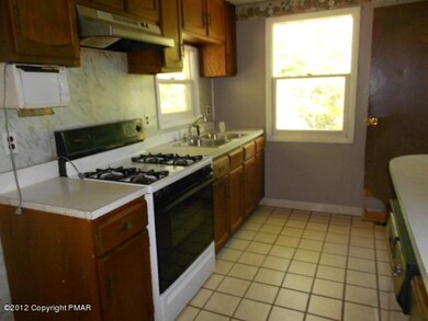 304 Grigg St, Bangor, PA 18013 - photo 5