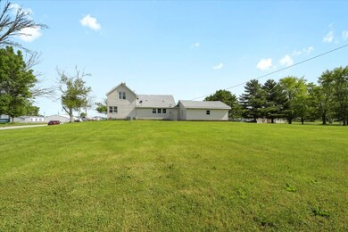 207 W Fillmore St, Philo, IL 61864 - photo 3