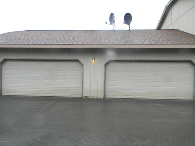 4-plex garage