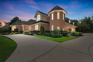 911 Red Fox Ln, Oak Brook, IL 60523 - photo 2