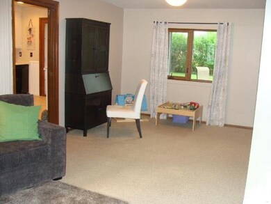 8635 Colfax Ave S, Bloomington, MN 55420 - photo 3