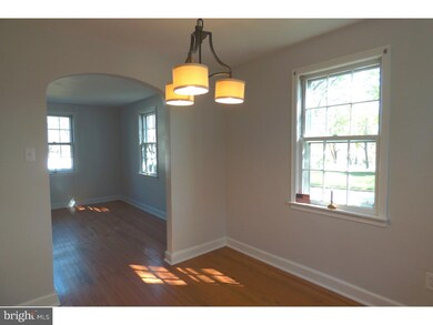 629 Lees Ln, Collingswood, NJ 08108 - photo 4