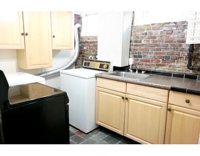 114 Bartlett St, Charlestown, MA 02129 - photo 6