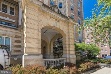 Woodley Condominium unit 605, Washington, DC 20009 - photo 2