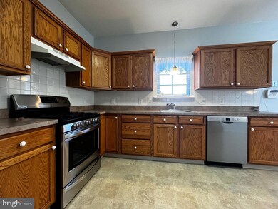 35 Mayfaire Cir, Westampton, NJ 08060 - photo 7