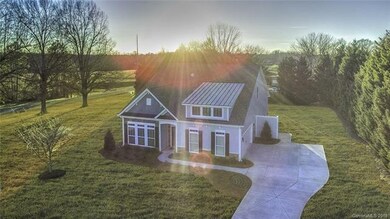 109 Wedge View Way unit 114, Statesville, NC 28677 - photo 2