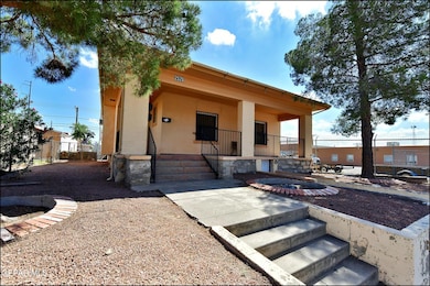 2526 E Yandell Dr unit 1, El Paso, TX 79903 - photo 2