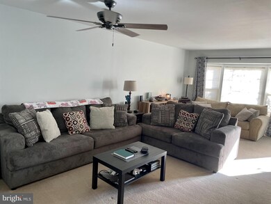 1004 Coventry Pointe Ln unit 104, Pottstown, PA 19465 - photo 6