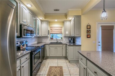 307 Willington Ln, Bentonville, AR 72712 - photo 2