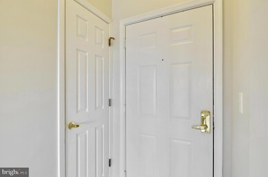 4551 Strutfield Ln unit 4429, Alexandria, VA 22311 - photo 6