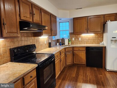 641 Cascade Dr S, Mount Laurel, NJ 08054 - photo 3