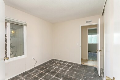 205 Village Run W, Encinitas, CA 92024 - photo 6