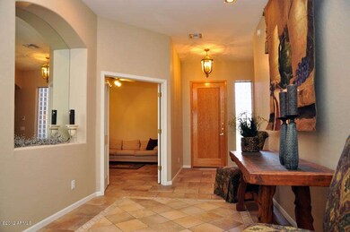 foyer / den
