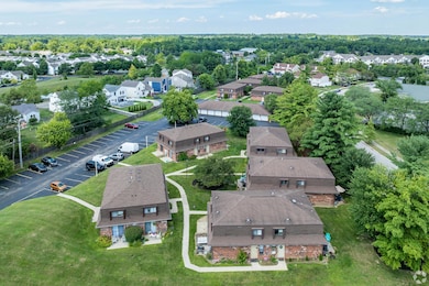 Creekbend & Chase Townhomes, Delaware, OH 43015 - photo 2