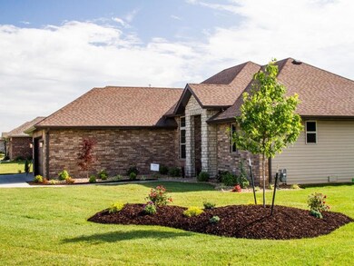 1767693_Exterior_800x600