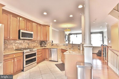 2612 Lighthouse Ln, Baltimore, MD 21224 - photo 7