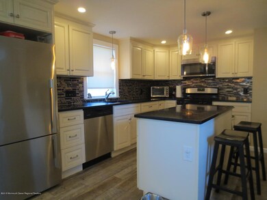 41 Locust St, Cliffwood, NJ 07721 - photo 4