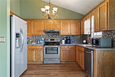 Stainless appliances.