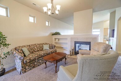 5 Living Rm