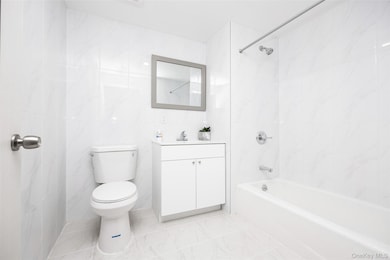 70-40 45th Ave unit 5G, Woodside, NY 11377 - photo 6