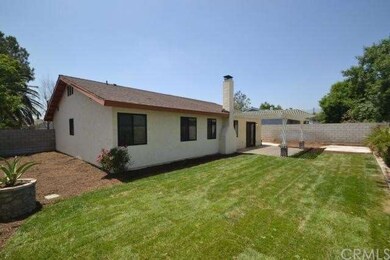 2064 Universal Ave, San Bernardino, CA 92407 - photo 3
