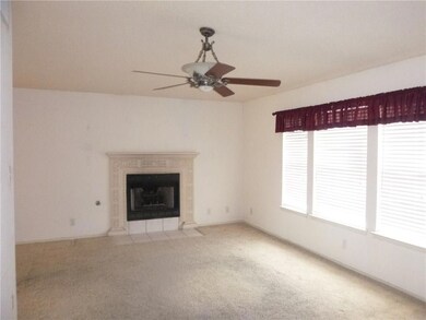 13941 Jeweled Desert Dr, Horizon City, TX 79928 - photo 2