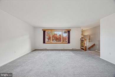 1704 Walter Dr, Wilmington, DE 19810 - photo 5