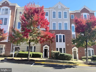 2396 Brookmoor Ln unit 401A, Woodbridge, VA 22191 - photo 2