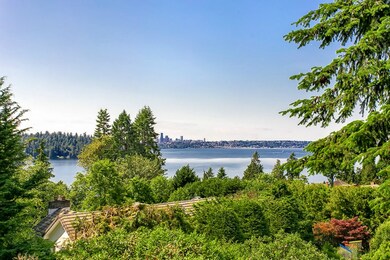 5617 W Mercer Way, Mercer Island, WA 98040 - photo 2