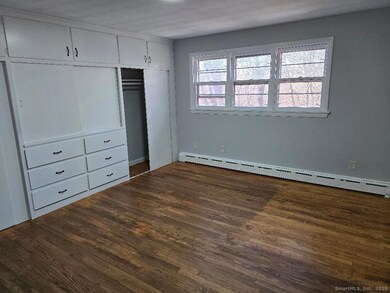 401 Farmington Ave, Waterbury, CT 06710 - photo 6