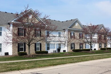 639 Millcrest Dr unit 639A, Marysville, OH 43040 - photo 2