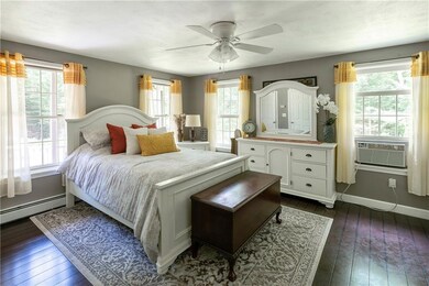 1st Floor Master Suite