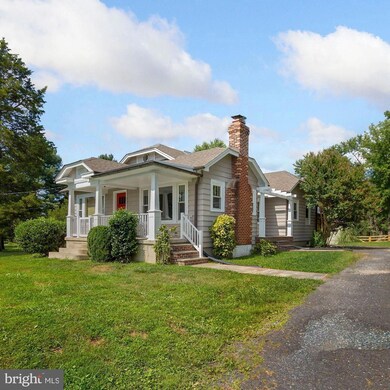 14151 Darnestown Rd, Germantown, MD 20874 - photo 2