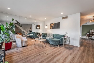 3543 Blackstone St, Las Vegas, NV 89121 - photo 2