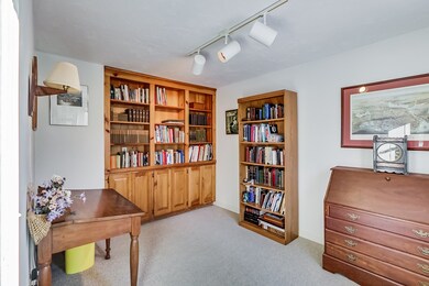 8 Ordway Rd, Hudson, MA 01749 - photo 4