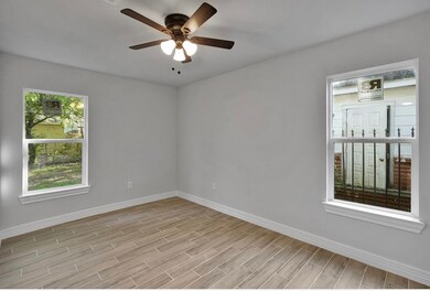 3743 Corder St, Houston, TX 77021 - photo 6