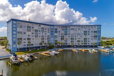 Sea Castle Condominiums unit 501, New Port Richey, FL 34652 - photo 4