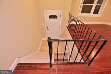 602 Wilburn Ct, Capitol Heights, MD 20743 - photo 3