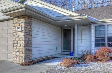 mls 246 Euclid Ave 02