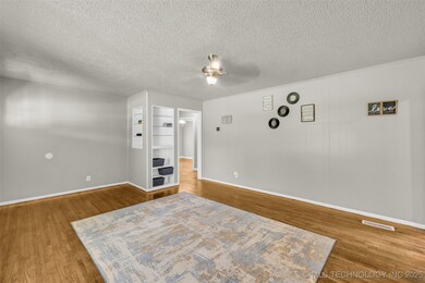 4244 S 27th West Ave, Tulsa, OK 74107 - photo 4