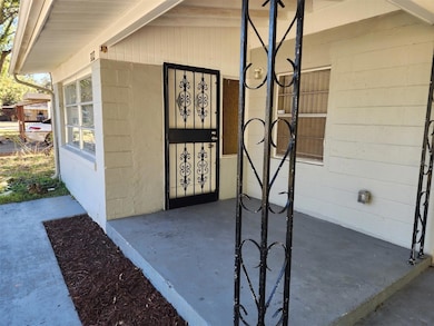 3904 W Walnut St, Tampa, FL 33607 - photo 2