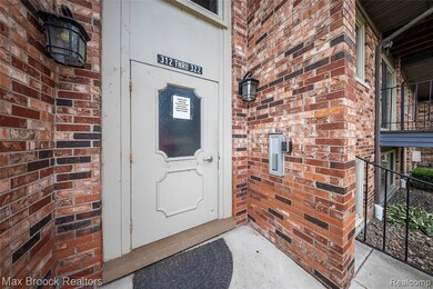 322 Riviera Dr unit 75, Saint Clair Shores, MI 48080 - photo 2