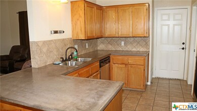 1604 Creek St, Copperas Cove, TX 76522 - photo 3