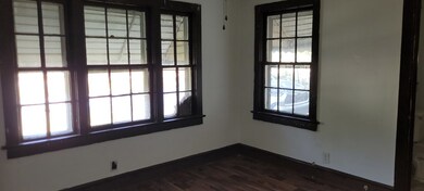 1611 Gary St, Clinton, SC 29325 - photo 6