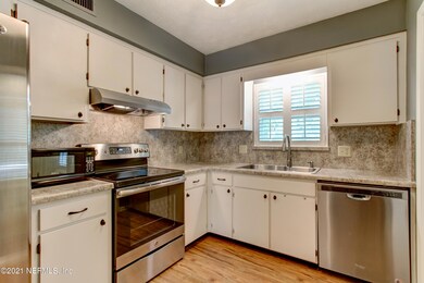 3009 Saint Johns Ave, Jacksonville, FL 32205 - photo 7